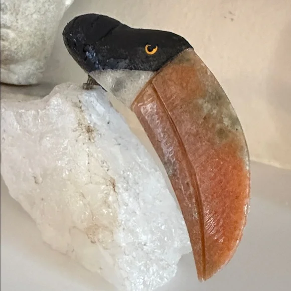 Vintage Brazilian Gemstone Toucan Bird Carving Quartz Base Onyx Calcite - Picture 8 of 15